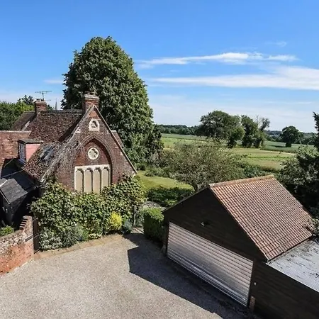 Old School House Surrounded By Countryside Villa Earls Colne Exterior photo